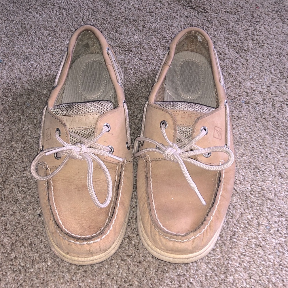 Sperry Top-Siders (size 8)